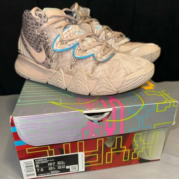 Nike | Shoes | Nike Kybrid S2 Desert Camo Size 675w | Poshmark display picture 2